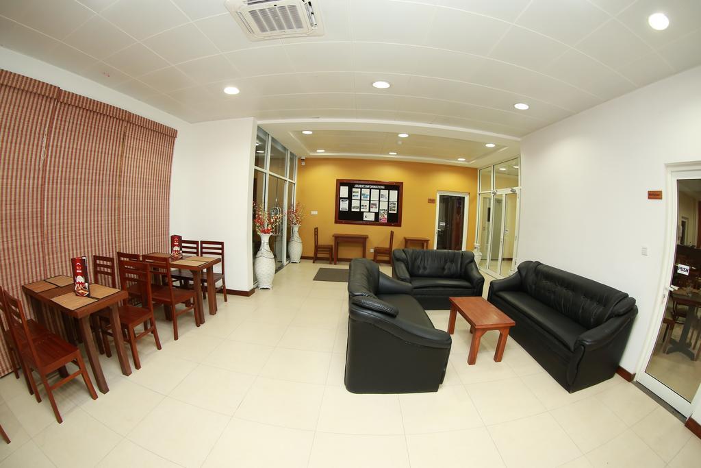 Kdu Hotel Boralesgamuwa Exterior foto